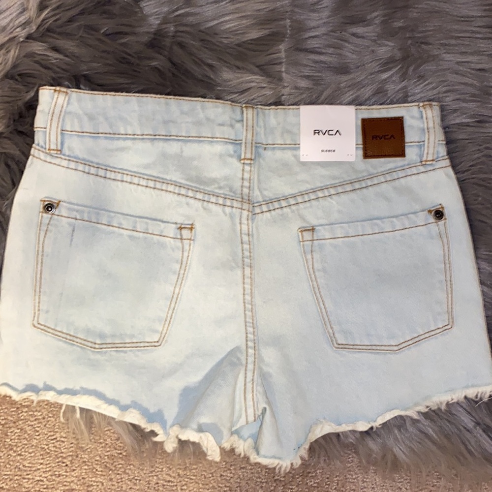 NWT RVCA Light Was Ripped Jean Shorts - Picture 2 of 8